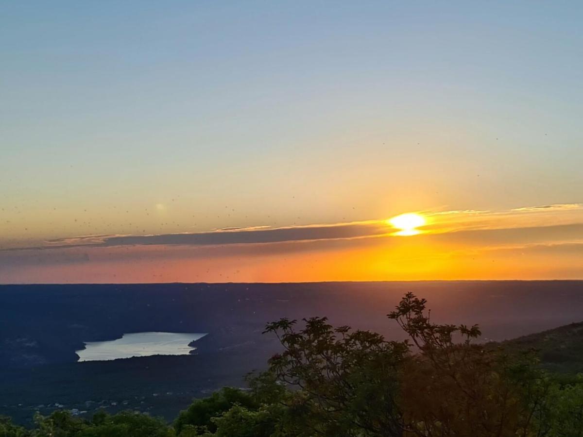 Villa In Kroatien Mit Pool Und Meerblick